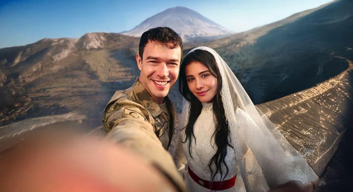 مسلسل انت من احب الحلقة 11 الحادية عشر مترجمة